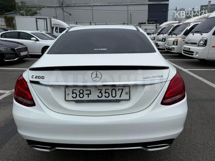 Mercedes-Benz C Class 2017 WDDWF4CB4HF494620 — 4