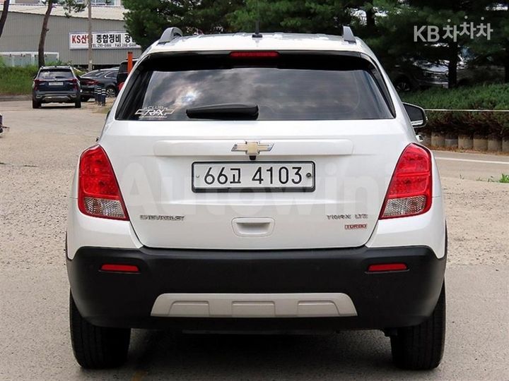 Chevrolet Trax 2015 — 4
