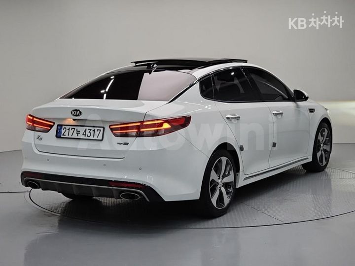 Kia K5 2017 — 4