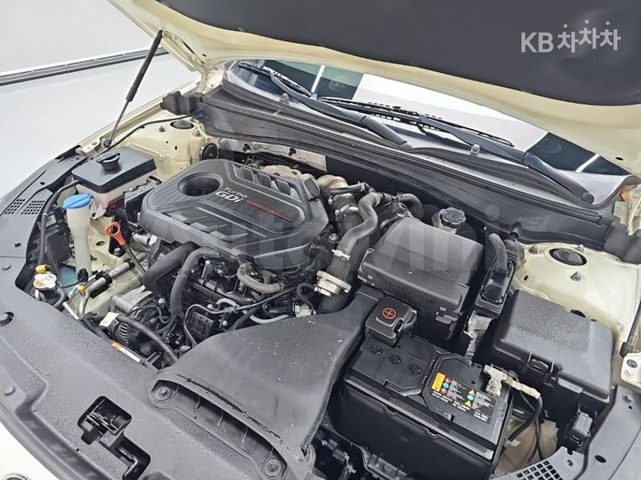 Kia K5 2017 — 5