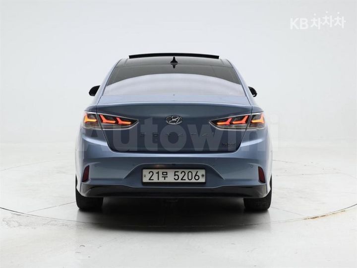 Hyundai Sonata 2018 KMHE3413BJA072995 — 5