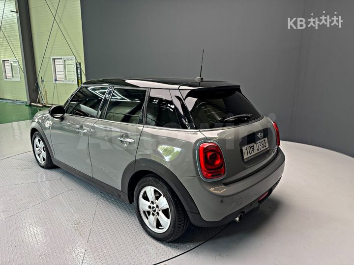Mini Cooper 2016 WMWXT3103G2C97088 — 3