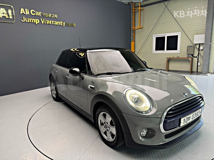 Mini Cooper 2016 WMWXT3103G2C97088 — 5