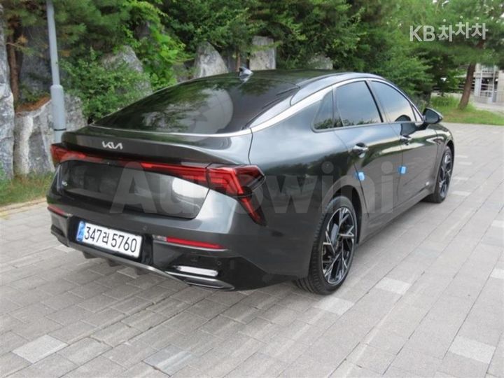 Kia K5 2024 KNAG241ABRA261343 — 3