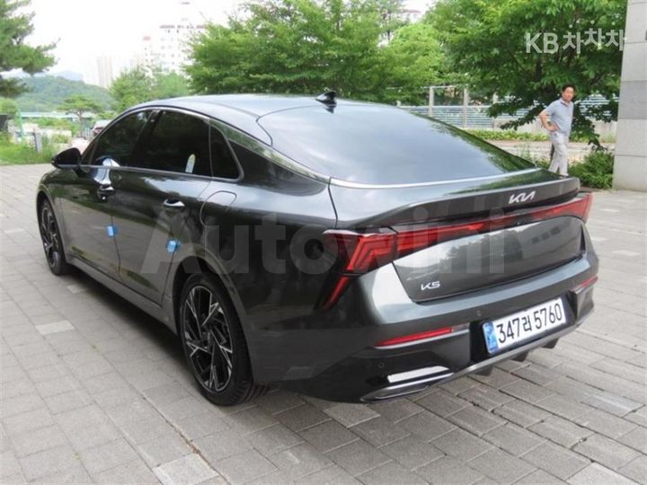 Kia K5 2024 KNAG241ABRA261343 — 4