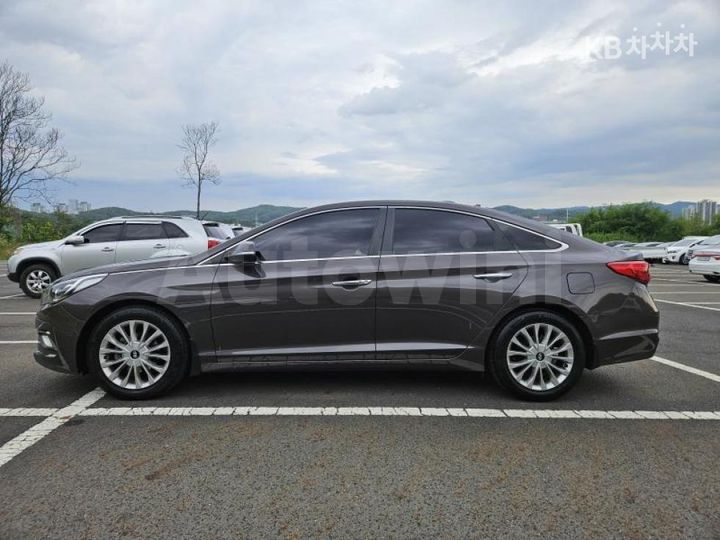 Hyundai Sonata 2016 KMHE341CBGA226490 — 3