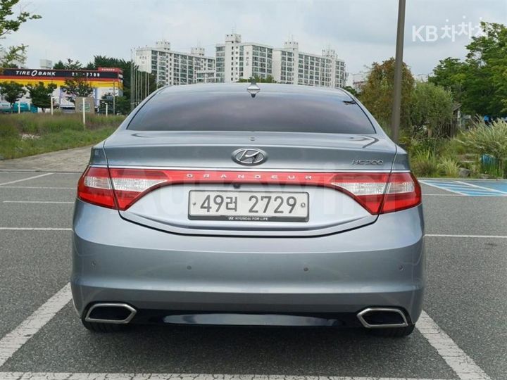Hyundai Grandeur 2015 — 4