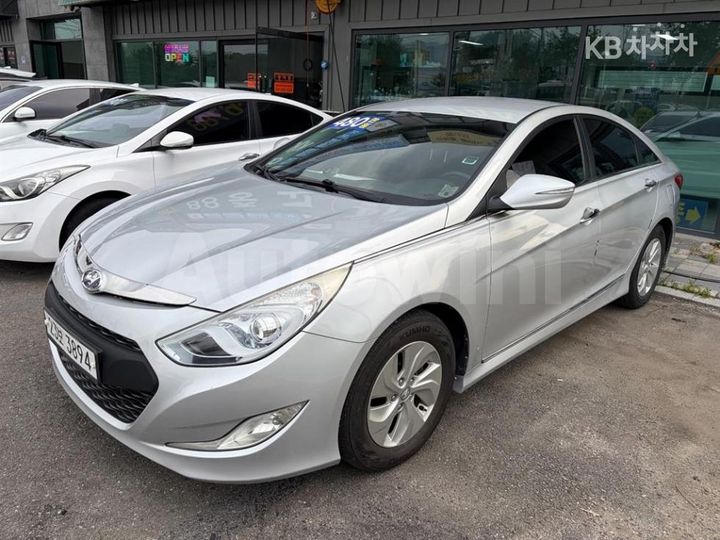 Hyundai Sonata 2015 KMHEA415BFA118845 — 2