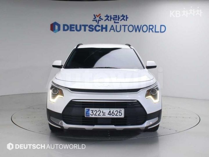 Kia Niro 2022 KNACP81EGNA005640 — 3