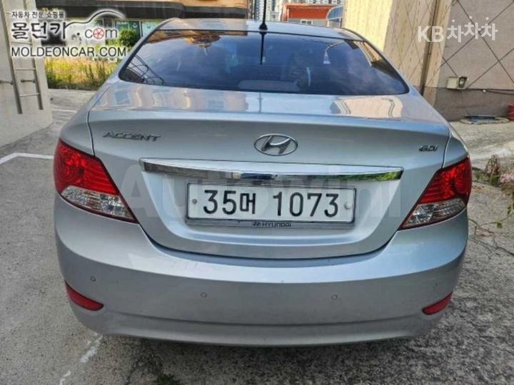 Hyundai Accent 2012 KMHCU41EBCU197679 — 4