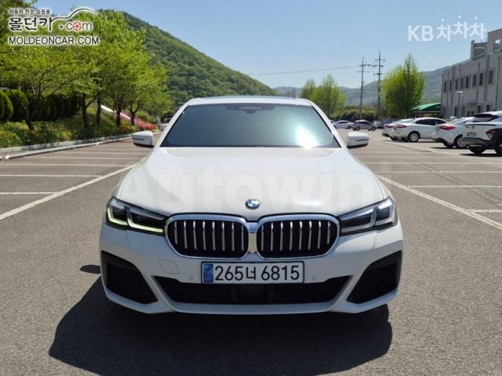 BMW 5 Series 2021 — 2