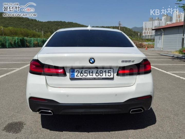 BMW 5 Series 2021 — 4