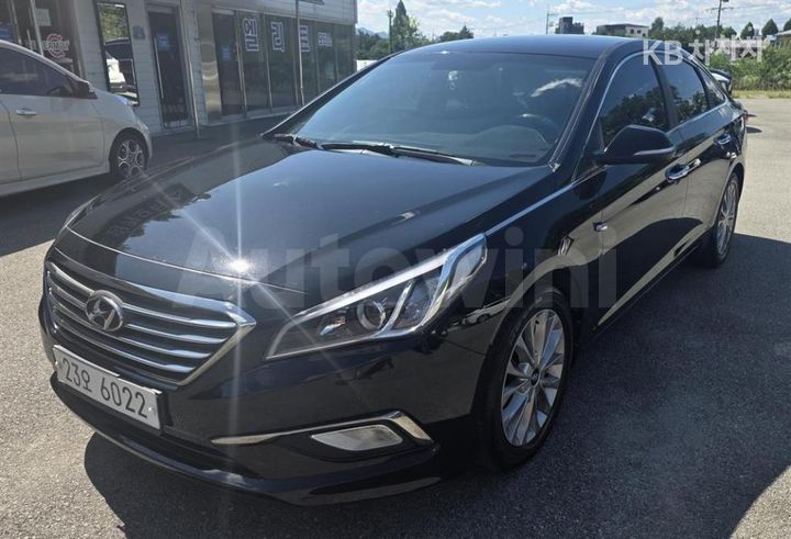 Hyundai Sonata 2015 KMHE341CBFA020850 — 3