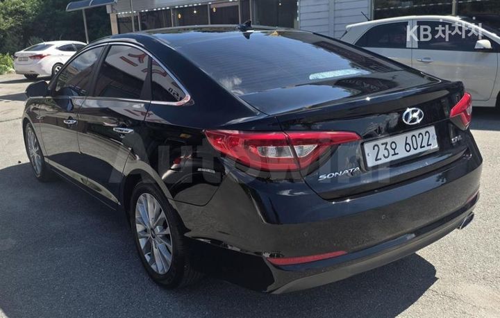Hyundai Sonata 2015 KMHE341CBFA020850 — 4