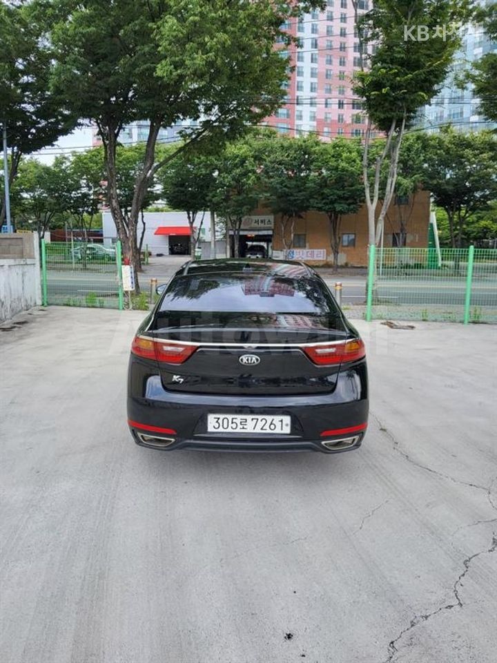Kia K7 2016 KNALC418BGA027676 — 4