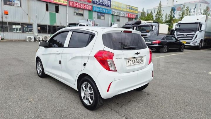 Chevrolet Spark 2019 KLYDC487DKC211123 — 5