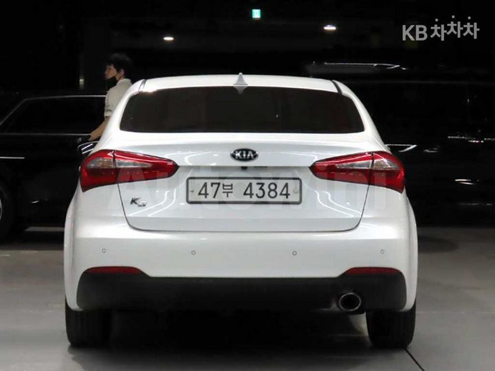 Kia K3 2015 — 3