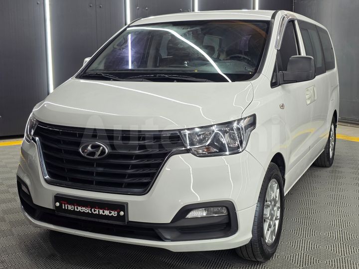 Hyundai Starex 2019 — 2