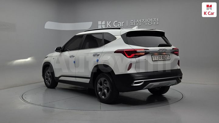 Kia Seltos 2023 KNAEP812GPK372187 — 2
