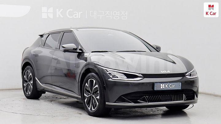 Kia EV6 2023 KNAC381AFPA170525 — 3