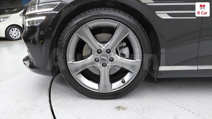 Genesis G80 2021 KMTGB41CDMU086033 — 5