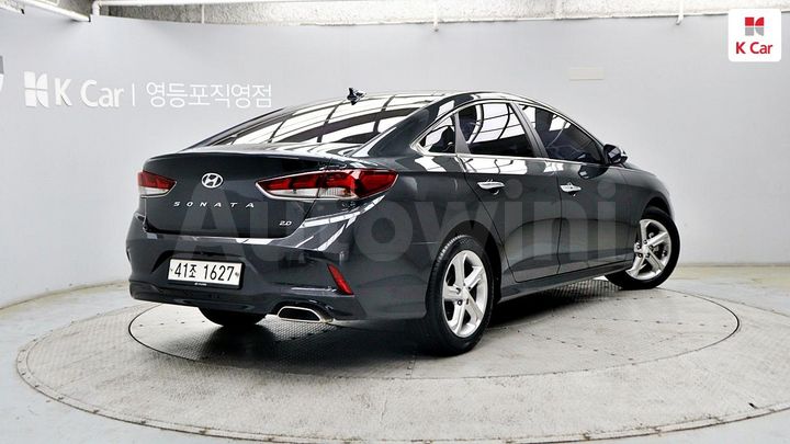 Hyundai Sonata 2019 KMHE241CBKA532112 — 4