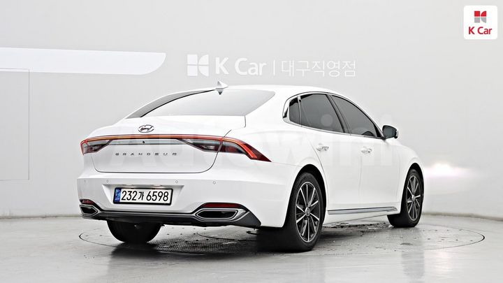 Hyundai Grandeur 2022 — 4