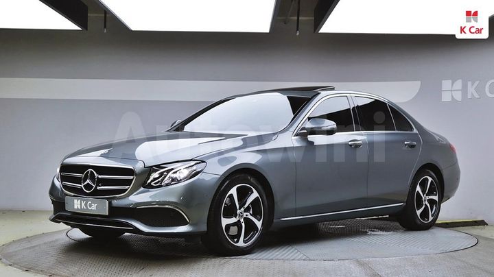 Mercedes-Benz E Class 2020 W1KZF4FB2LA766810 — 3