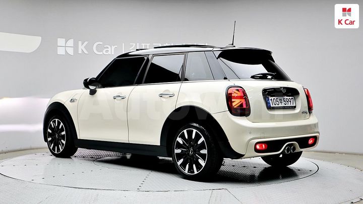 Mini Cooper 2021 WMWXV910XM2N75538 — 2