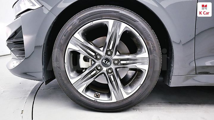 Kia K5 2021 — 5