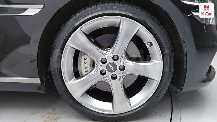 Genesis G80 2022 KMTGB41CDNU143665 — 3