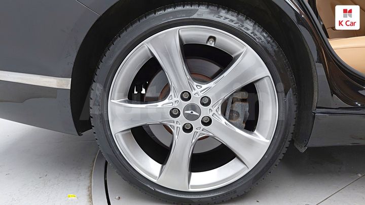 Genesis G80 2022 KMTGB41CDNU143665 — 4