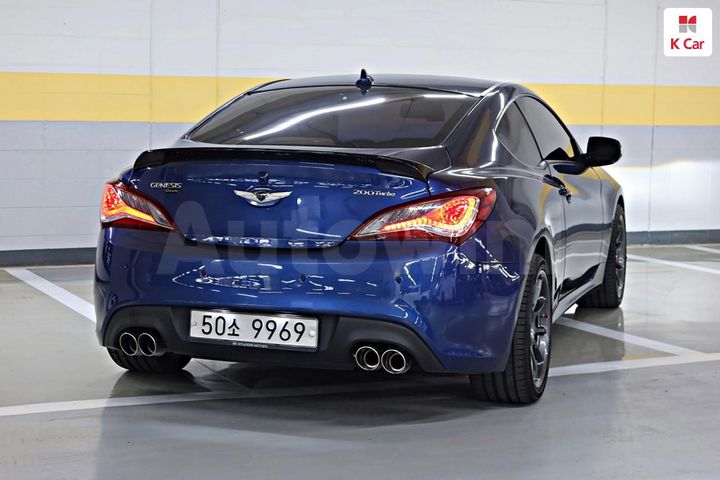 Hyundai Genesis 2015 KMHHT61DBFU119813 — 4