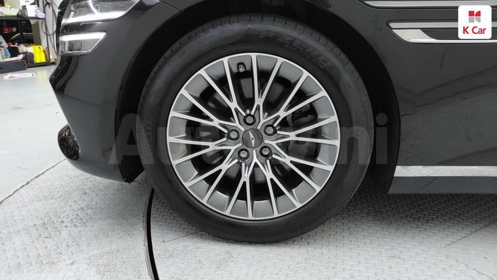Genesis G80 2022 KMTGB41CDNU096620 — 5