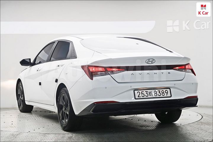 Hyundai Avante 2023 KMHLL41JGPU059369 — 2