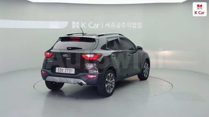 Kia Stonic 2018 KNADC815GJS108164 — 2