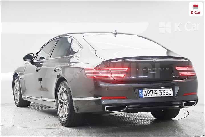 Genesis G80 2022 — 2