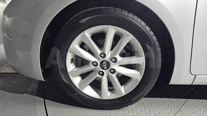 Kia K3 2016 — 5