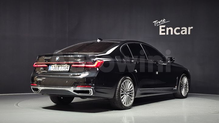 BMW 7 Series 2022 — 2