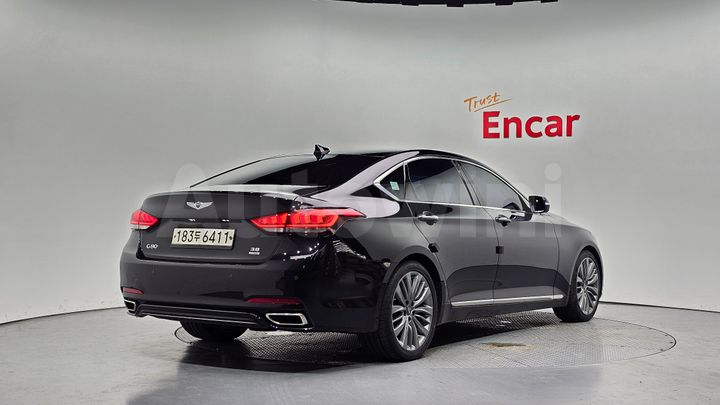 Genesis G80 2019 — 2