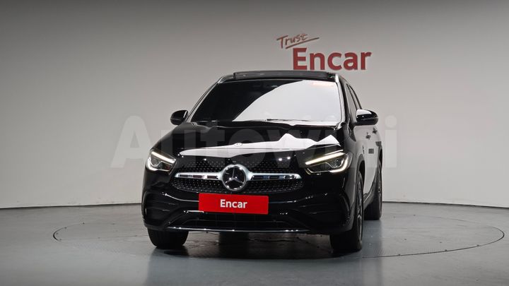 Mercedes-Benz GLA Class 2021 — 2