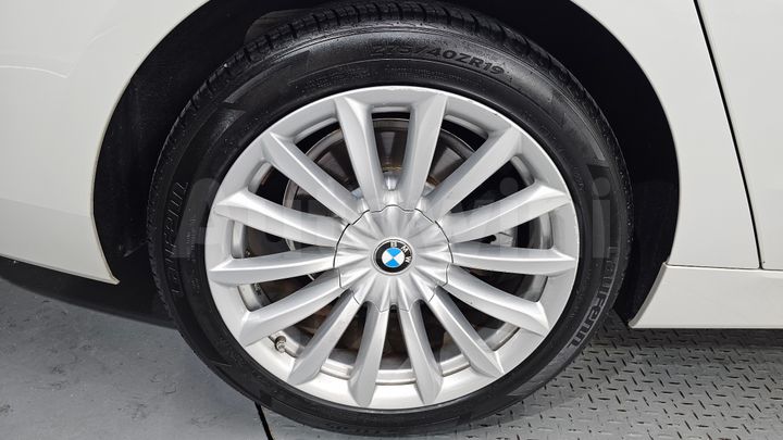 BMW 6 Series 2023 — 5