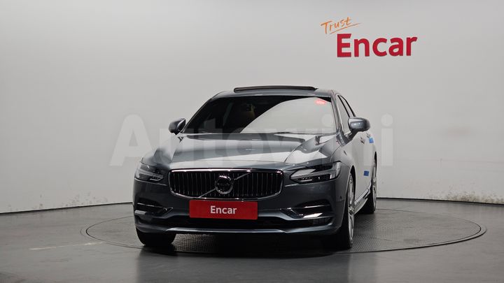 Volvo S90 2019 — 4