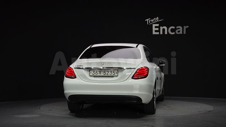 Mercedes-Benz C Class 2017 — 4