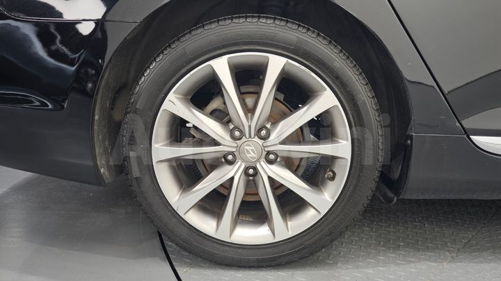 Hyundai Grandeur 2015 — 5