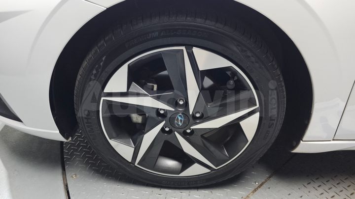 Hyundai Avante 2021 — 5