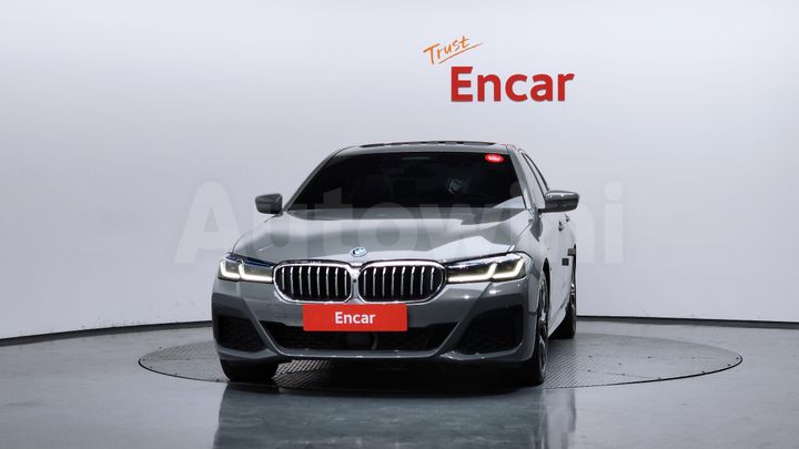 BMW 5 Series 2022 — 3