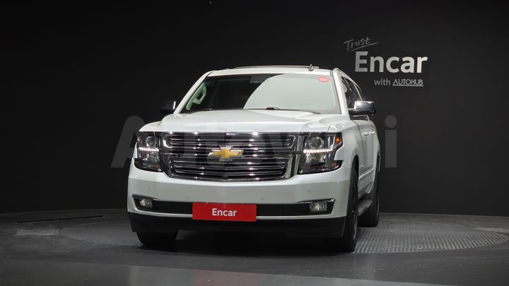 Chevrolet Suburban 2017 — 3