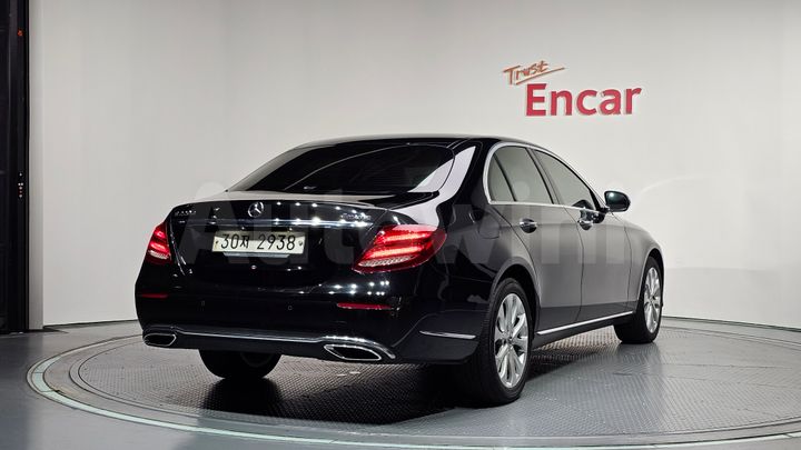 Mercedes-Benz E Class 2019 — 2