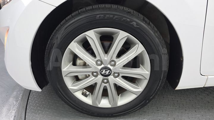 Hyundai Avante 2016 — 5